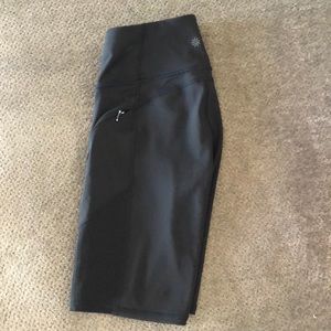 Athleta Contender 9” Short